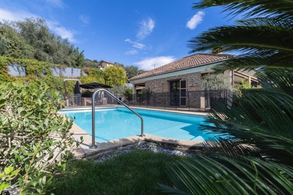 casa indipendente in vendita a Garlenda