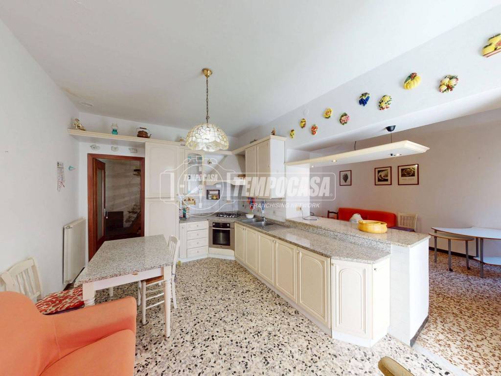 appartamento in vendita a Garlenda in zona Castelli