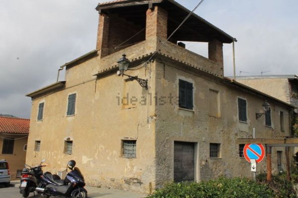 casa semindipendente in vendita a Garlenda in zona Castelli