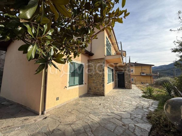 casa indipendente in vendita a Garlenda