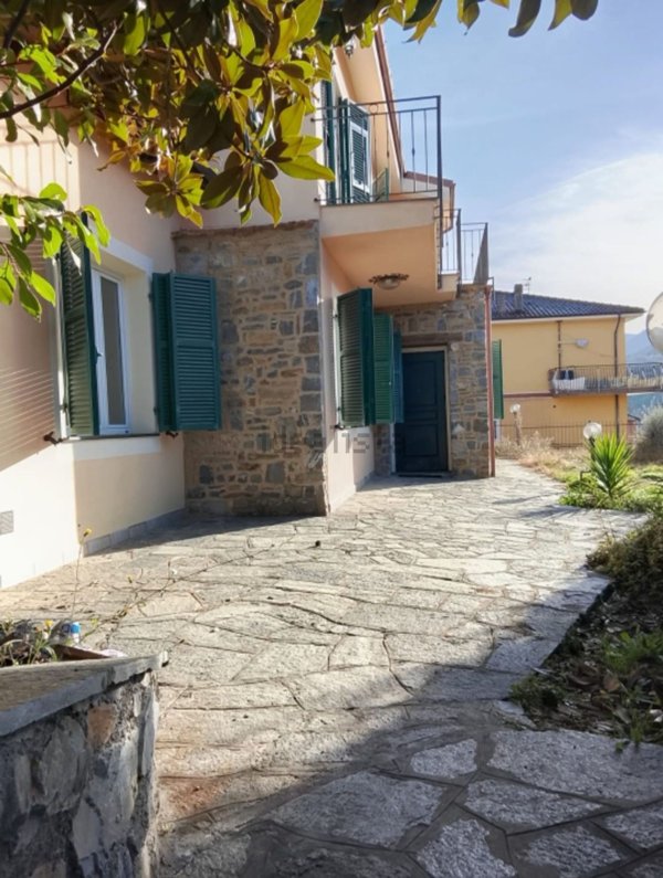 casa indipendente in vendita a Garlenda