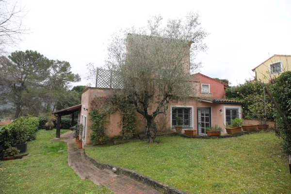 casa indipendente in vendita a Garlenda