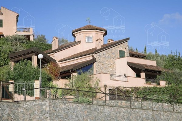 casa indipendente in vendita a Garlenda