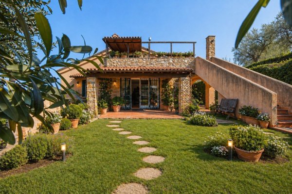 casa indipendente in vendita a Garlenda