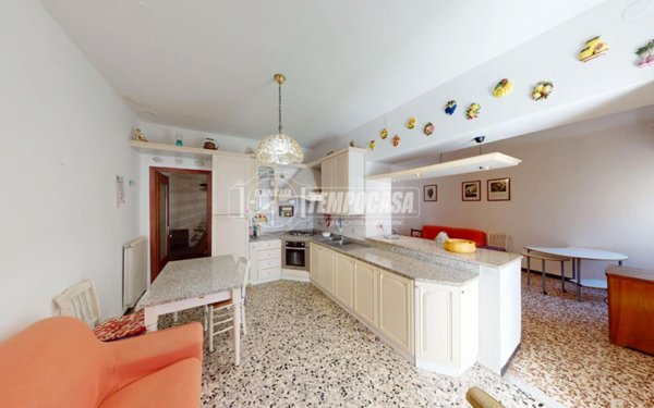 appartamento in vendita a Garlenda in zona Castelli