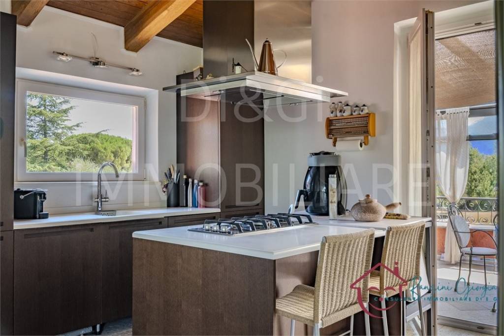 casa indipendente in vendita a Garlenda in zona Castelli
