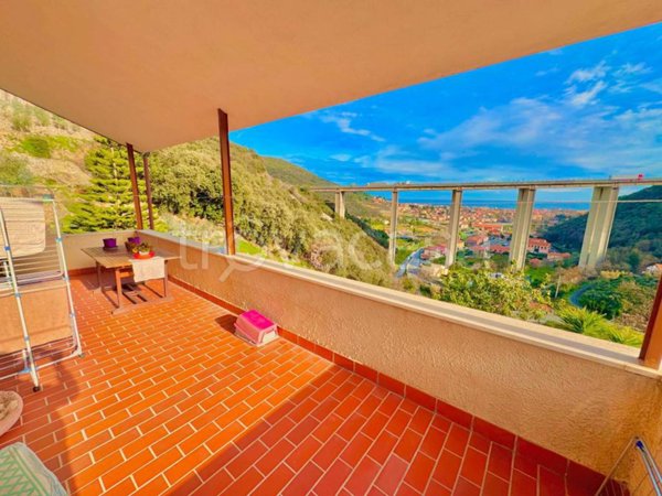 casa indipendente in vendita a Giustenice