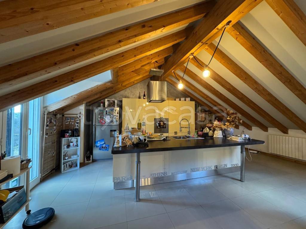 casa indipendente in vendita a Giustenice