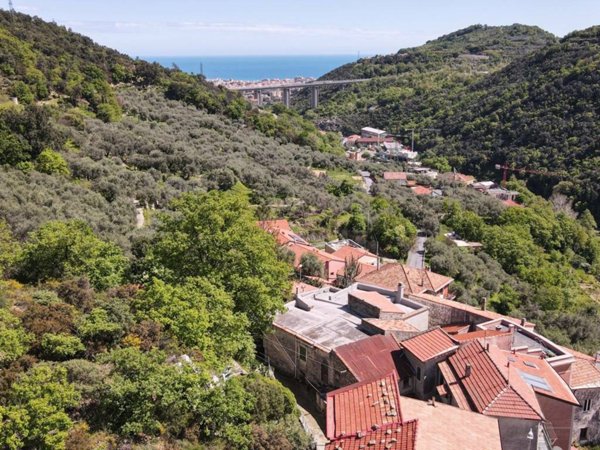 casa indipendente in vendita a Giustenice