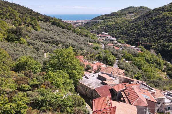 casa indipendente in vendita a Giustenice