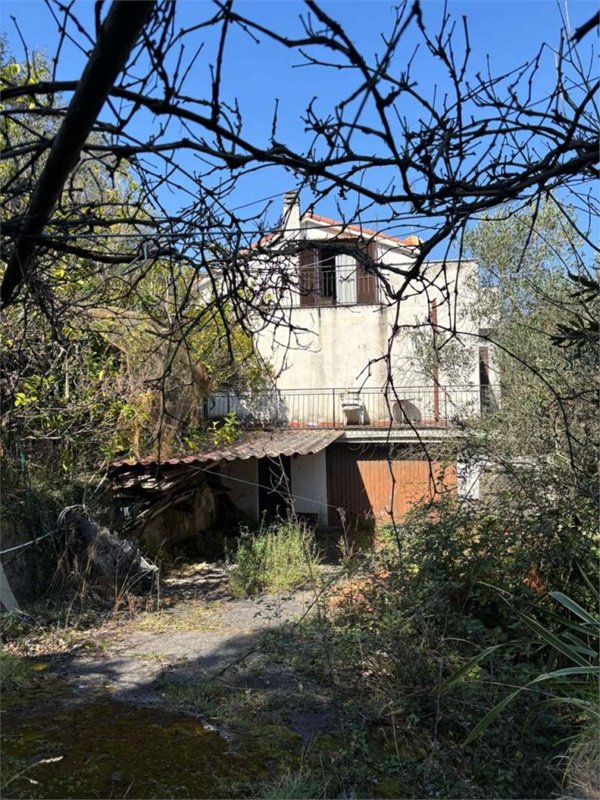 casa indipendente in vendita a Giustenice in zona San Michele