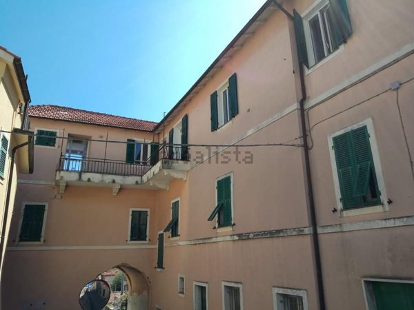 appartamento in vendita a Giustenice in zona San Lorenzo