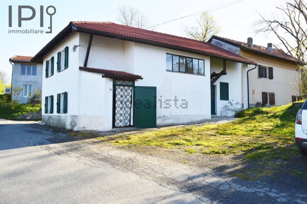 casa semindipendente in vendita a Giusvalla