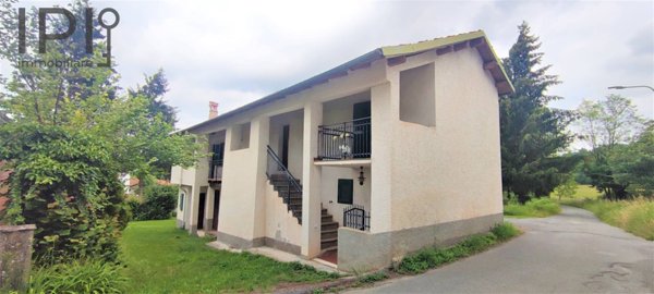 casa indipendente in vendita a Giusvalla