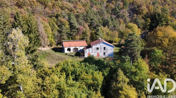 casa indipendente in vendita a Giusvalla