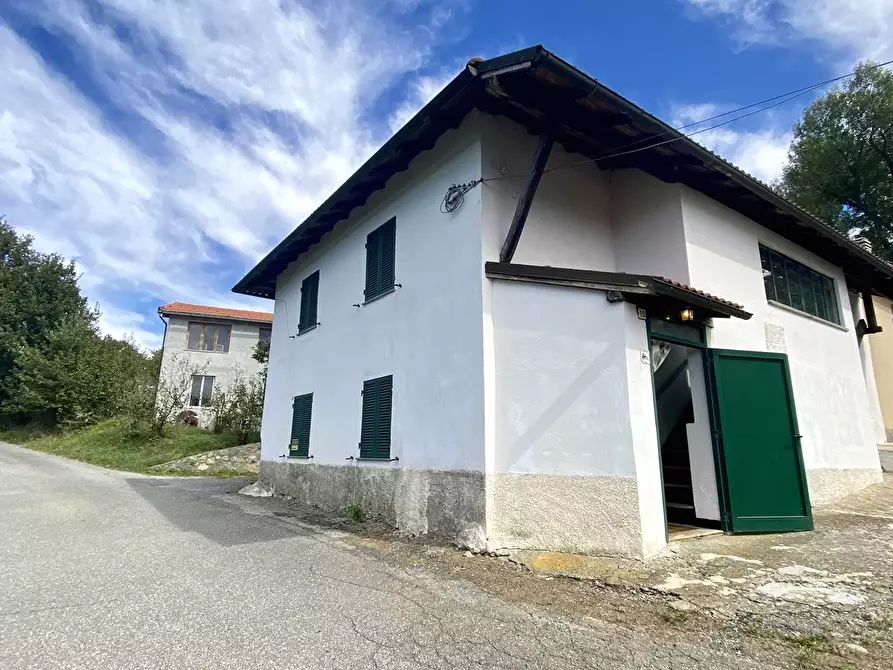 casa indipendente in vendita a Giusvalla