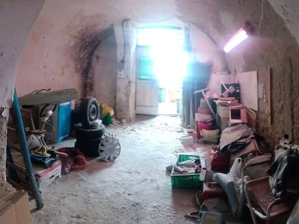 negozio in vendita a Laigueglia