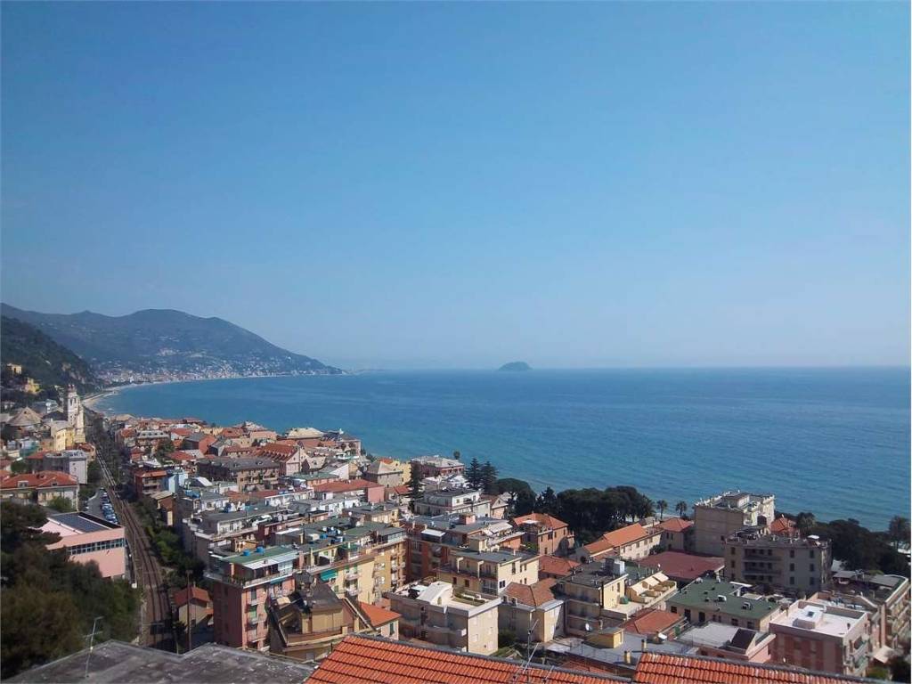 casa indipendente in vendita a Laigueglia