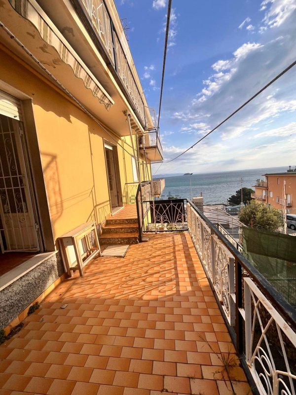 appartamento in vendita a Laigueglia