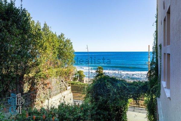 appartamento in vendita a Laigueglia
