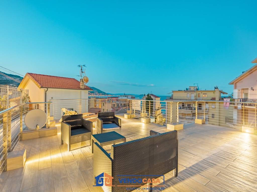 casa indipendente in vendita a Laigueglia