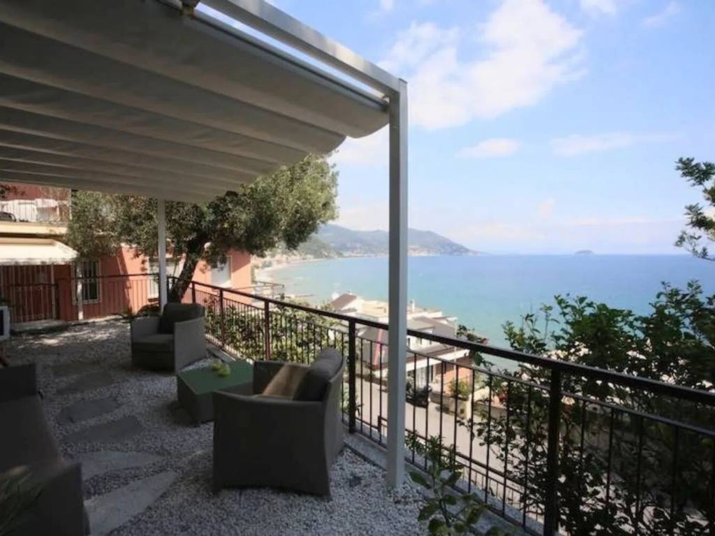 appartamento in vendita a Laigueglia