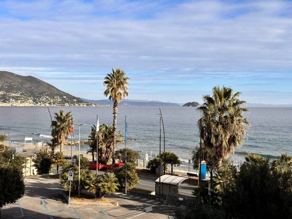appartamento in vendita a Laigueglia