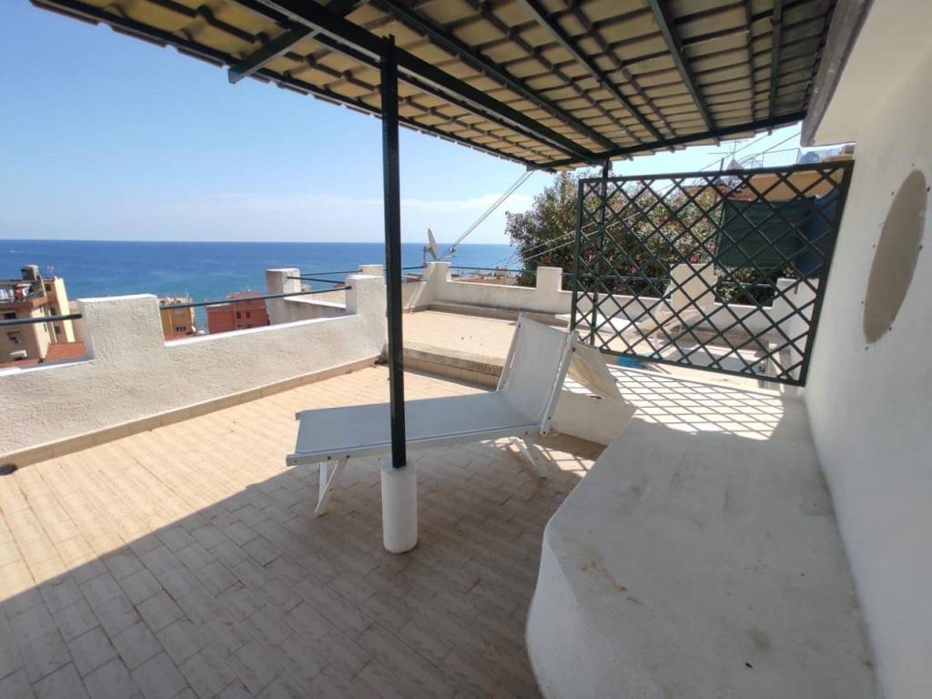 casa indipendente in vendita a Laigueglia