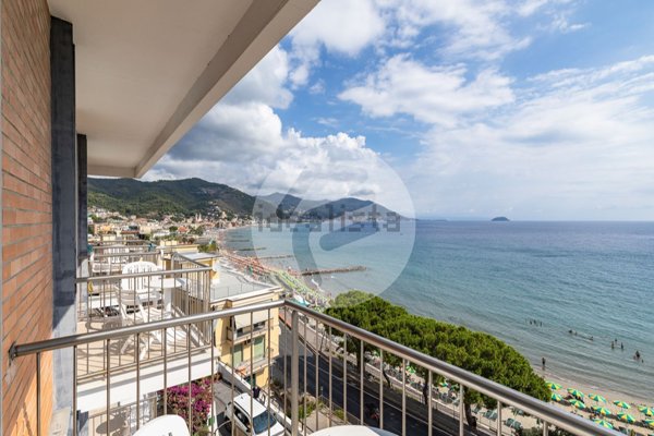 appartamento in vendita a Laigueglia