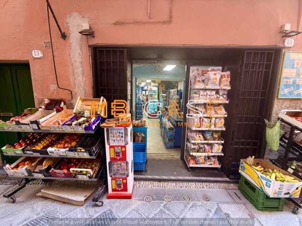 negozio in vendita a Laigueglia