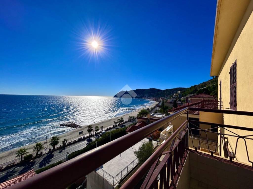 appartamento in vendita a Laigueglia