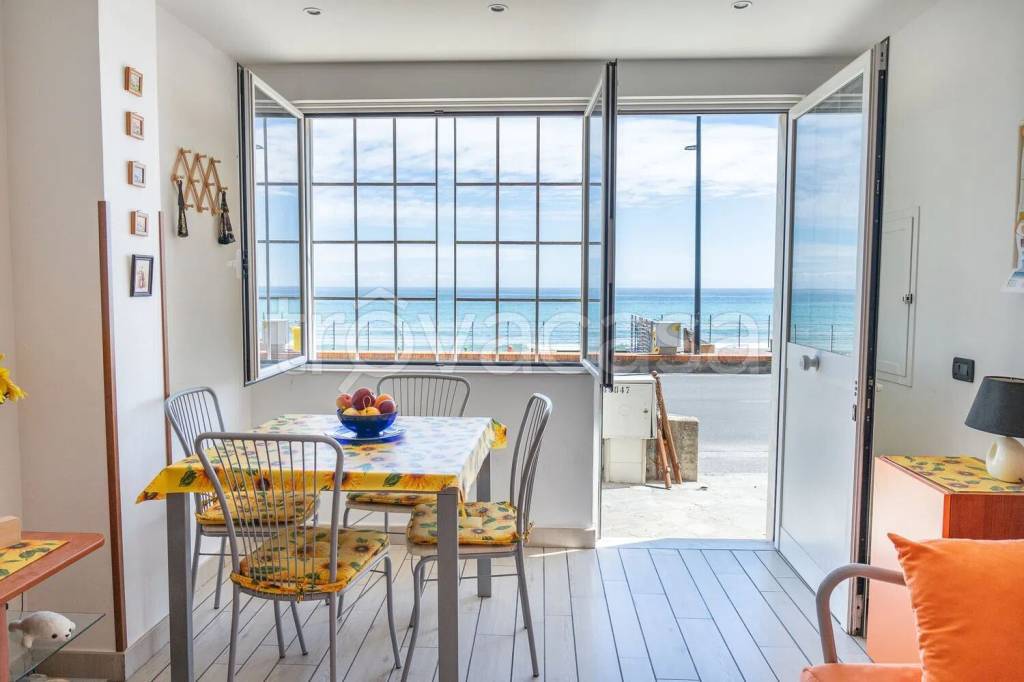 appartamento in vendita a Laigueglia