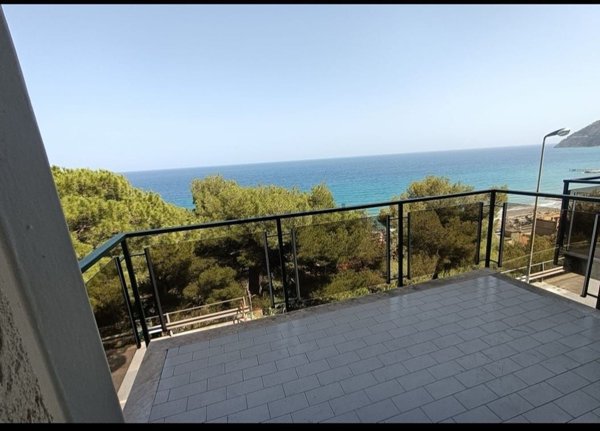 appartamento in vendita a Laigueglia