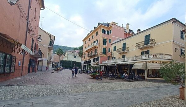 negozio in vendita a Laigueglia