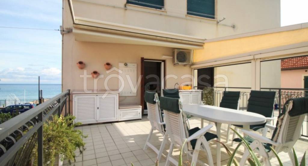 appartamento in vendita a Laigueglia
