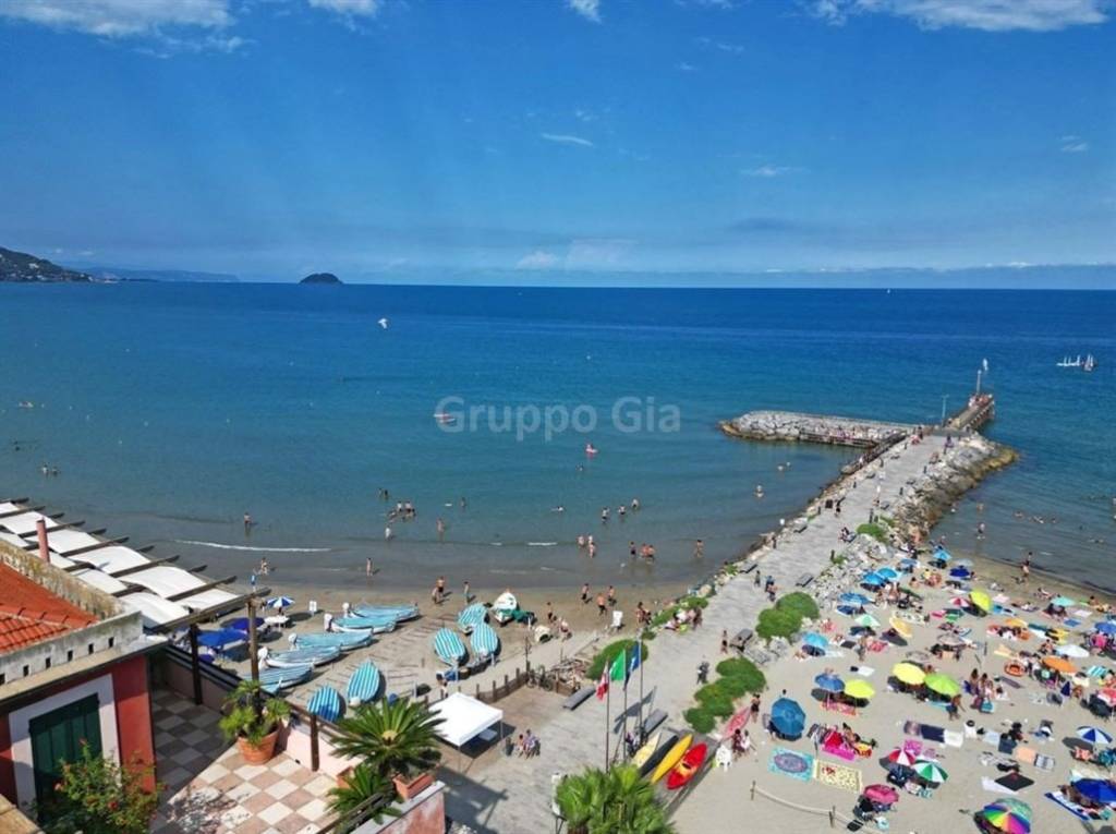 appartamento in vendita a Laigueglia