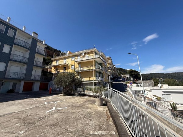 appartamento in vendita a Laigueglia