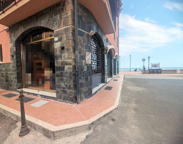 negozio in vendita a Laigueglia