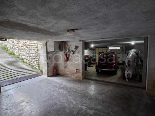 locale di sgombero in vendita a Laigueglia