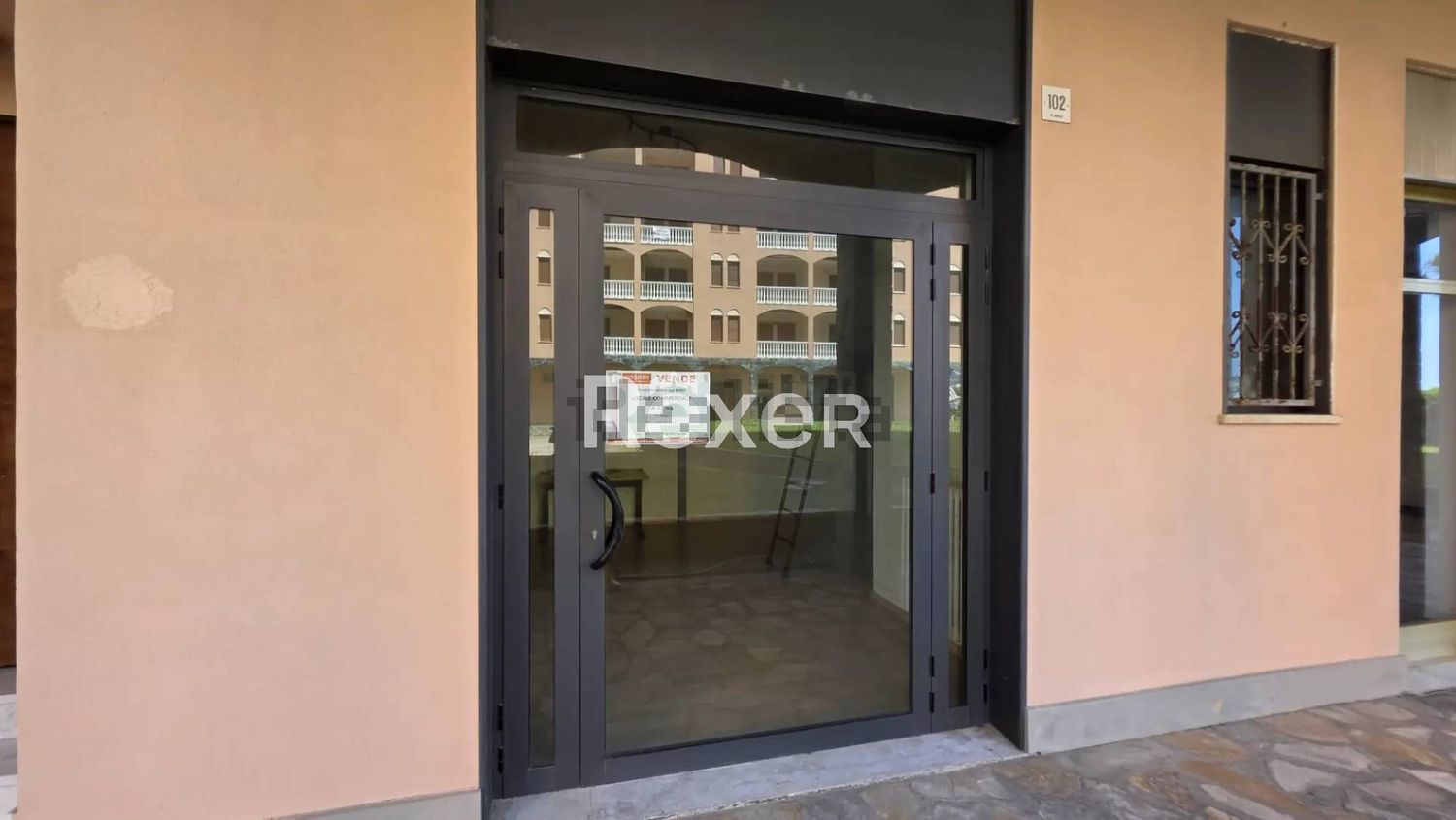 locale commerciale in vendita a Laigueglia
