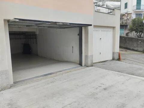 box auto in vendita a Laigueglia
