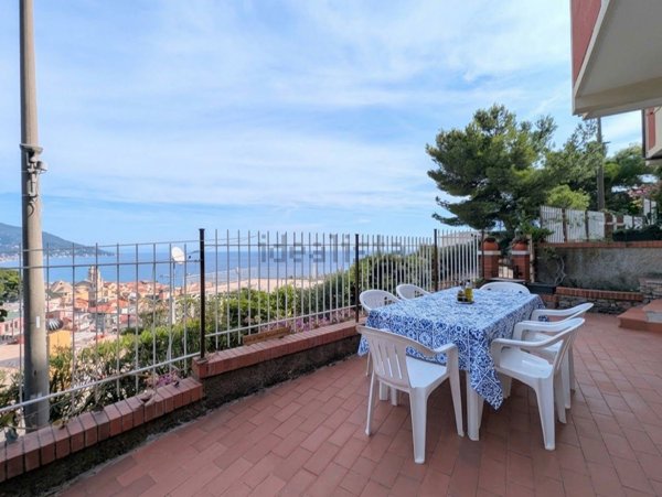 appartamento in vendita a Laigueglia