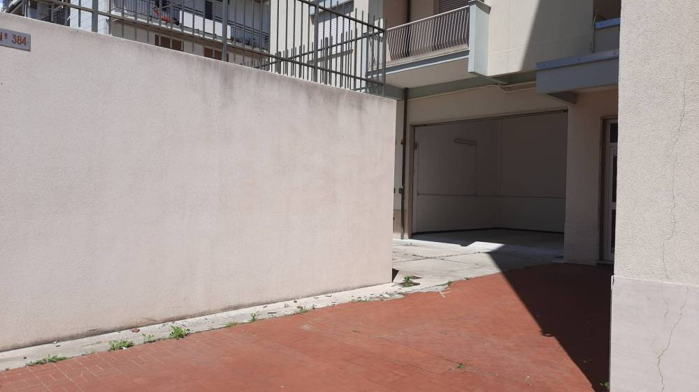 negozio in vendita a Loano