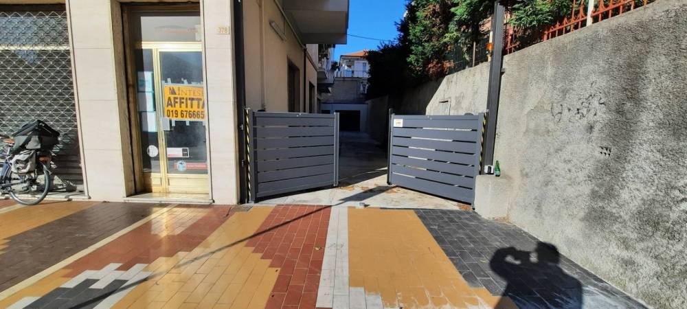 negozio in vendita a Loano