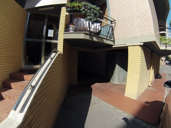 locale di sgombero in vendita a Loano