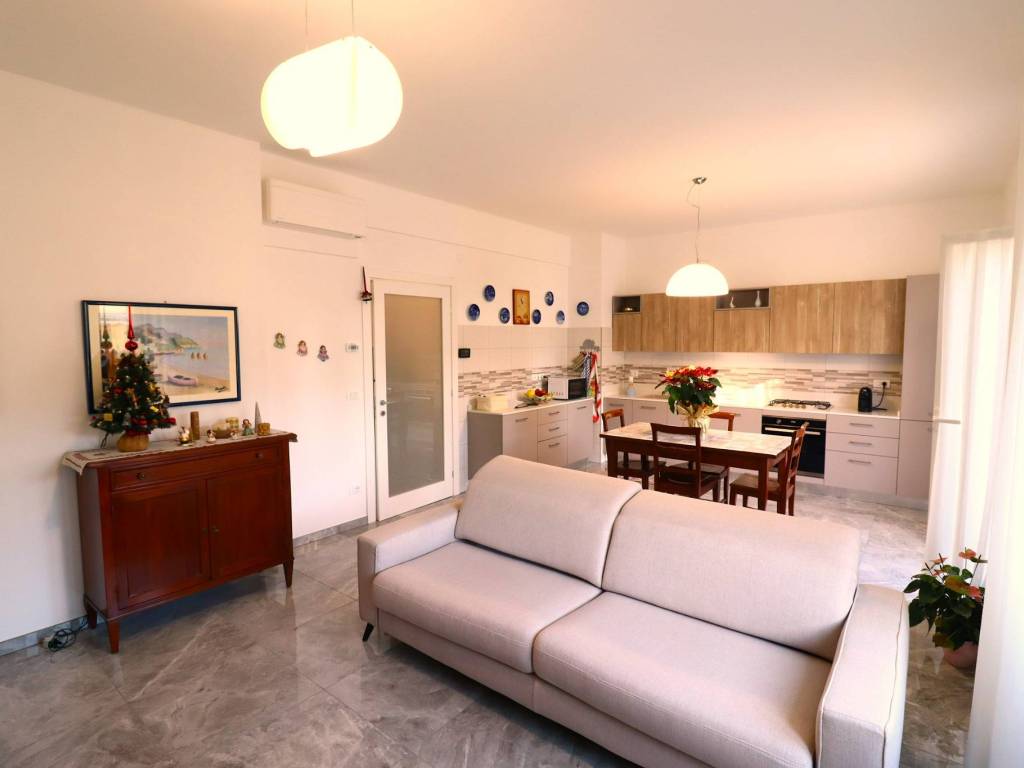 appartamento in vendita a Loano