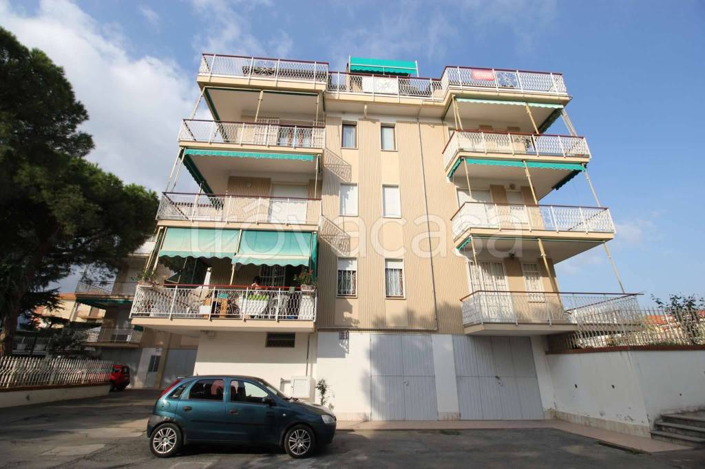 appartamento in vendita a Loano