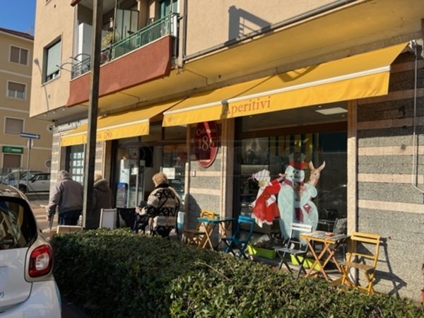 negozio in vendita a Loano