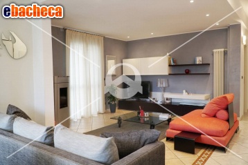 casa indipendente in vendita a Loano