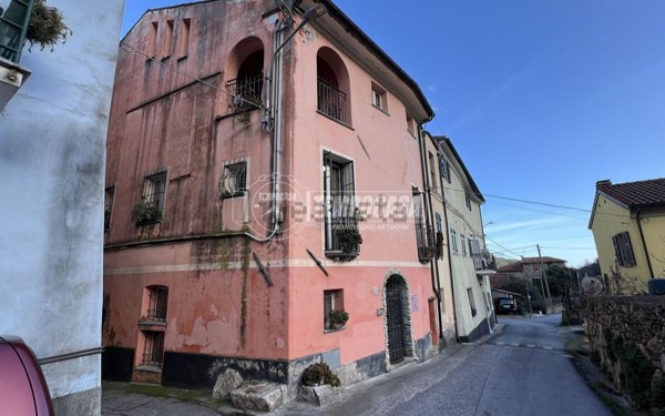 appartamento in vendita a Loano in zona Verzi